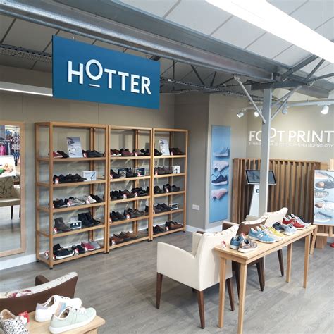 nearest hotter shoe store